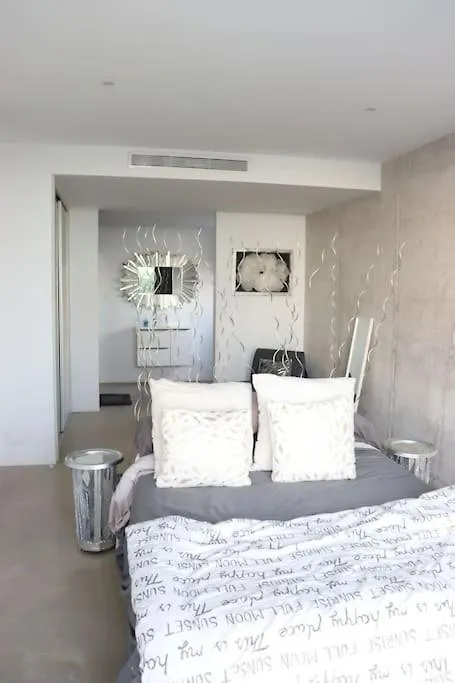 Amazing Villa In Benalmádena